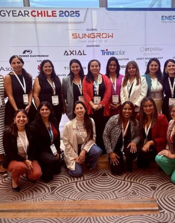 Socias de AME participan en el 77,8% de los paneles del Congreso Energyear Chile 2025