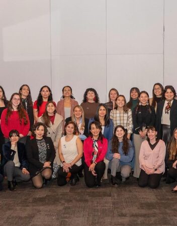 AME lanza el Programa de Liderazgo Generación Luz en homenaje a la pionera de la ingeniería eléctrica chilena Luz Chuaqui