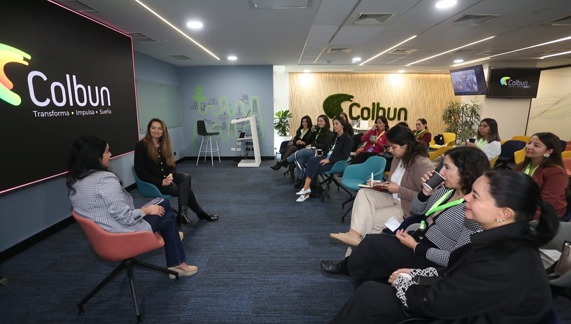 AME organiza encuentro con Alejandra Pérez Boizard sobre autenticidad, coherencia y liderazgo en el sector energético