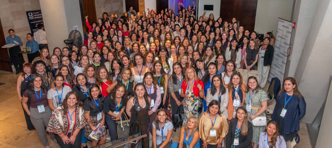 AME realizó ceremonia por el Día de la Mujer con la presencia de la ministra Ximena Rincón
