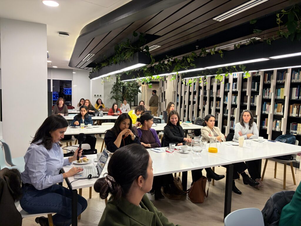 AME realizó taller sobre inteligencia artificial aplicada al desarrollo profesional
